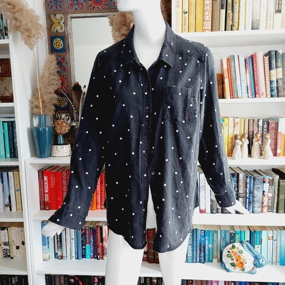 Torrid Taylor - Charcoal Grey Polka Dot Button Front Relaxed Fit Shirt P1235 - Picture 2 of 10